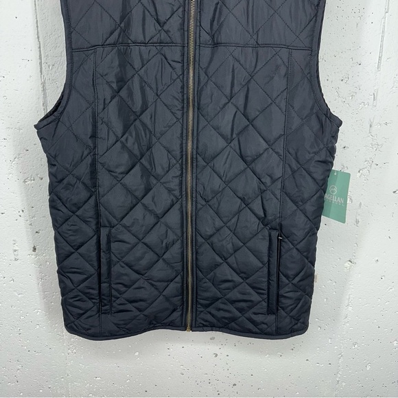Magellan Outdoors Men's size Medium Black Campfire Quilted Vest NEW - Picture 3 of 11
